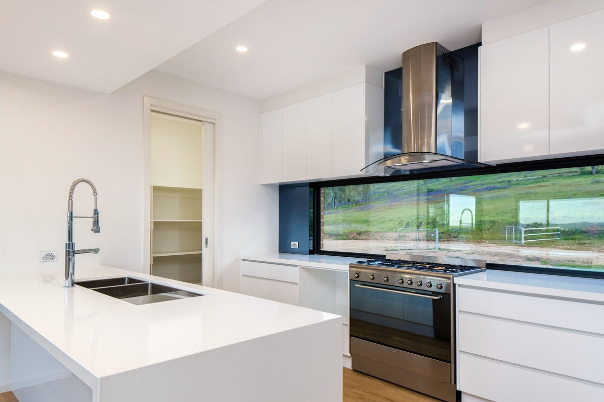Alpine White Quartz Stone (Deluxe Range)