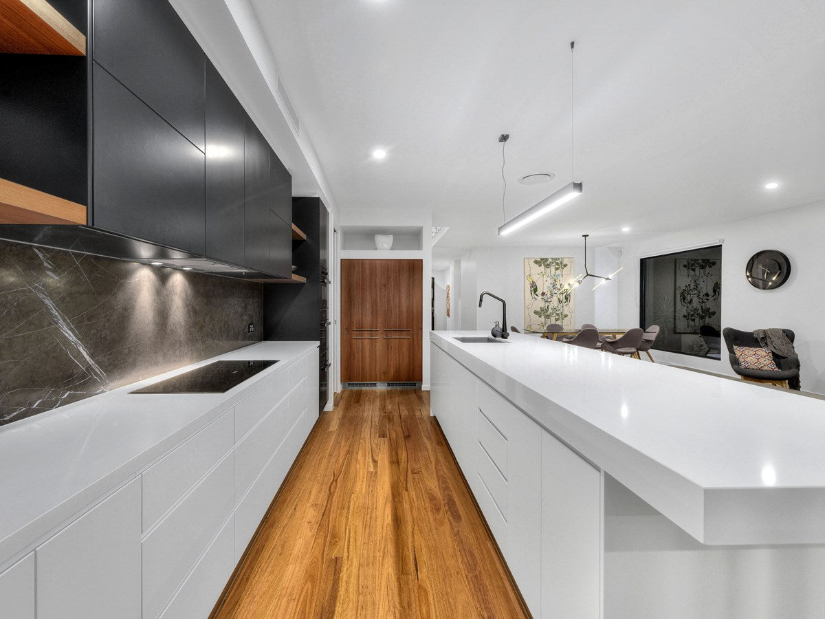 Alpine White Quartz Stone (Deluxe Range)