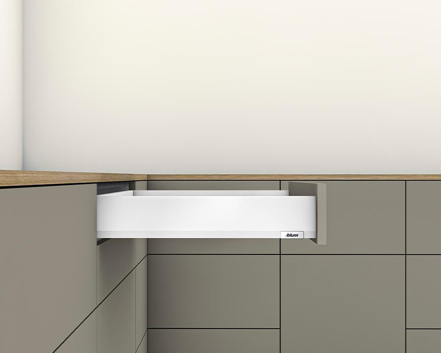 Blum MERIVOBOX M Height 91mm drawer 350mm with BLUMOTION in Silk White 40kg for drawer weight 15-40kg by W&B
