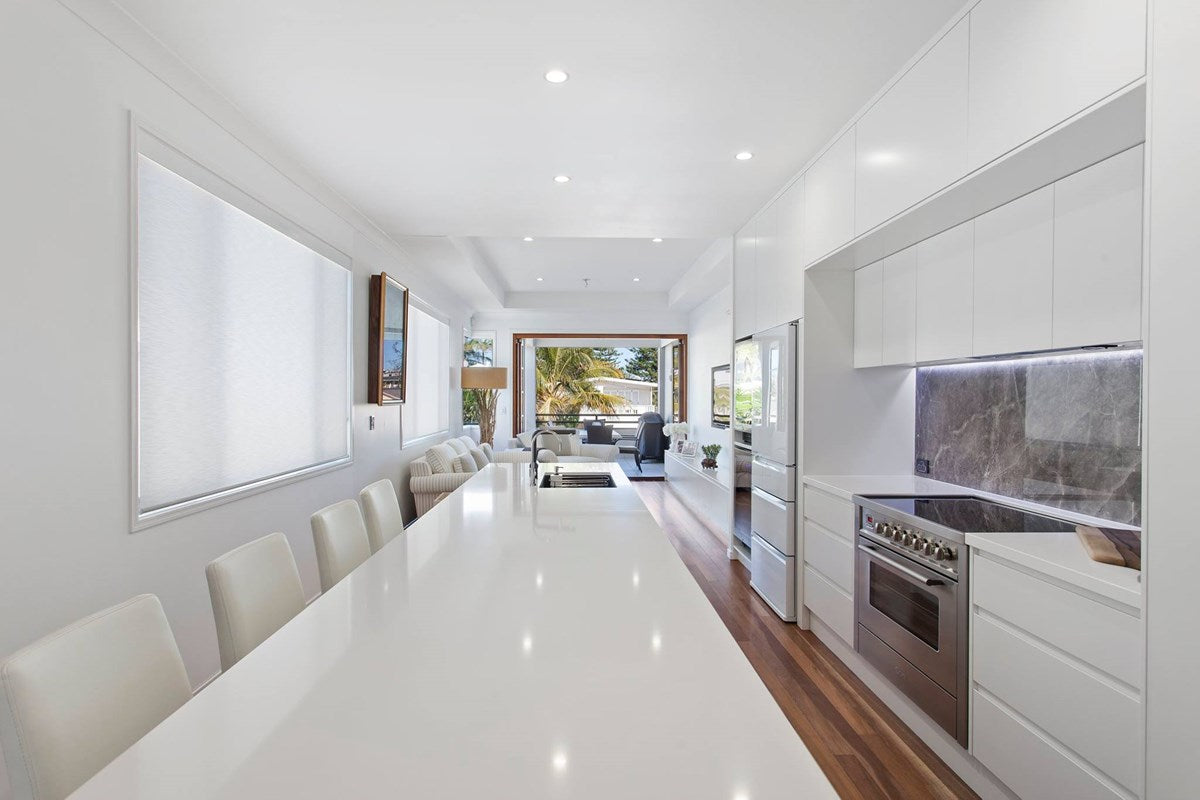 Alpine White Quartz Stone (Deluxe Range)