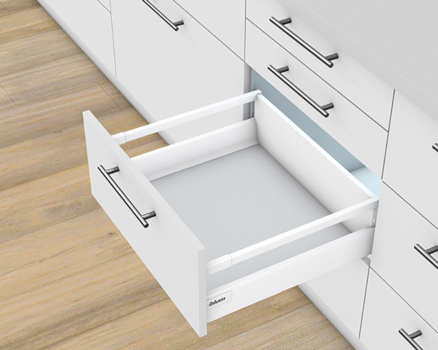 Blum TANDEMBOX Antaro with TIP-ON BLUMOTION High Fronted Drawer C Height 167mm with Single Gallery Rail 65kg 650mm Silk White for drawer weight 35-65kg by W&B