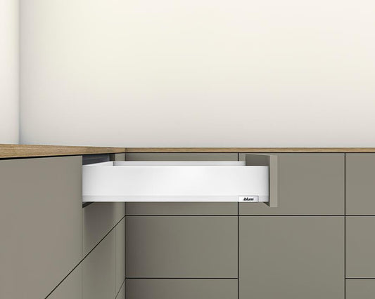 Blum MERIVOBOX M Height 91mm drawer 350mm with BLUMOTION in Silk White 40kg for drawer weight 15-40kg by W&B