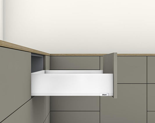 Blum MERIVOBOX K Height 129mm drawer 500mm with BLUMOTION in Silk White 40kg for drawer weight 15-40kg by W&B